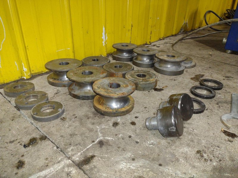 2.5" X 2.5" TAURING MODEL #BS50 POWERED ANGLE BENDING ROLL: YORBO #24869