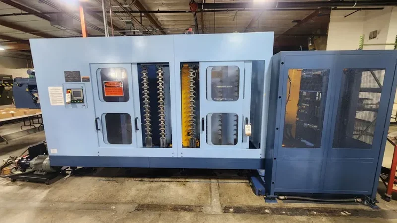 2004 MATSUURA PLUS-300PC17 4th Axis CNC Horizontal Machining Center