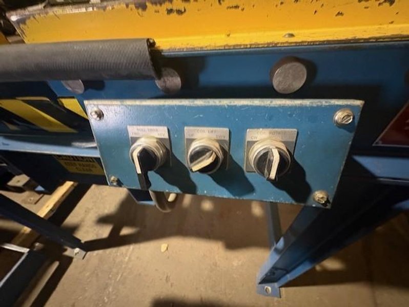 6,000# 64" X 60.5" K&amp;S CROSS TYPE BANDING TABLE STOCK# 3955