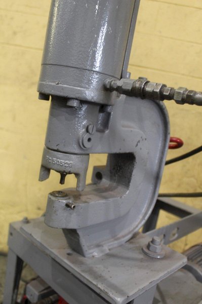 20 TON FABRILINE C FRAME HYDRAULIC FLANGE PUNCH: STOCK #69702