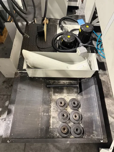 HARDINGE BRIDGEPORT VMC610XP3 CNC Vertical Machining Center 2006’ #8175