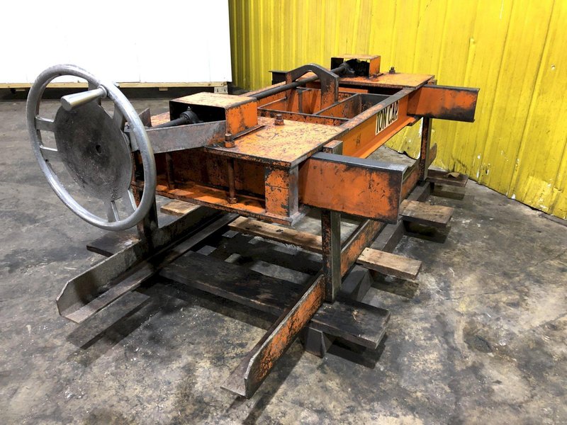 5 TON X 84" X 26" TO 62" WIDE BUSHMAN ADJUSTABLE SHEET LIFTER #3295