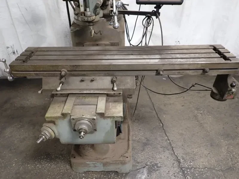 COMET LINCOLN 10" X 50" VERTICAL MILL  -  3KVHD