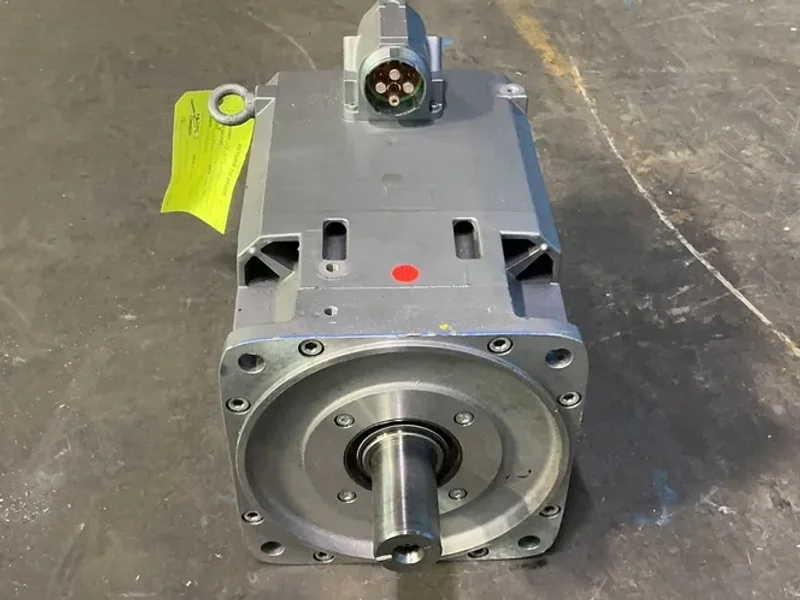 SIEMENS 3600/3000RPM SERVO MOTOR  -  1FT7132-5AF71-4BH2
