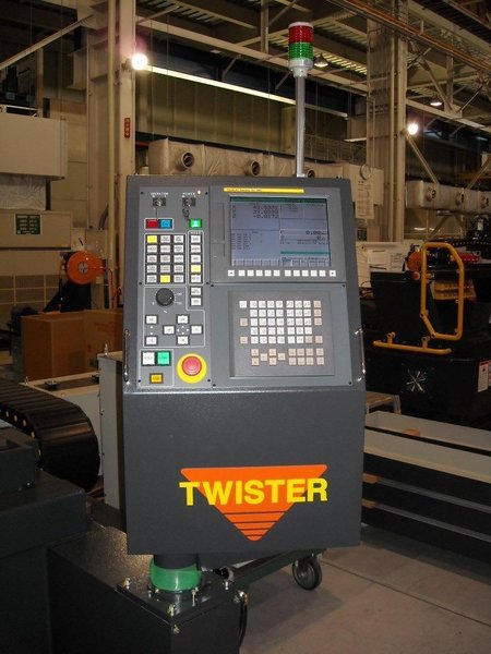 5′ x 10′ KOMATSU Twister TFP 3051, 2019 – Refurbished