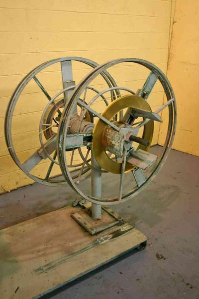 5-1/2' X 19 ROLL BRUDERER STRAIGHTENER &amp; COIL REEL: STK #19775