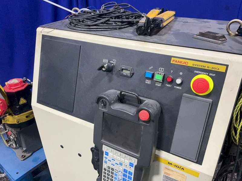 Fanuc  Robot  - M-10ia