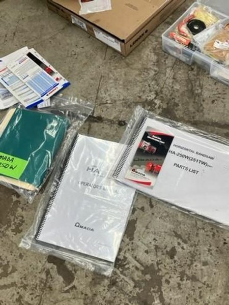 AMADA HA250W AUTOMATIC HORIZONTAL BAND SAW