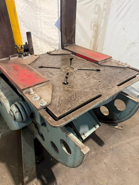 6,000 LB WORTHINGTON MODEL 60P WELDING POSITIONER. STOCK # 1113325.