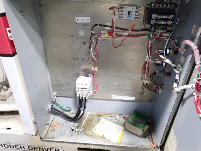 GARNDER DENVER 40 HP AIR COMPRESSOR