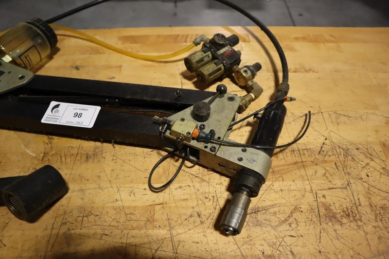 FlexArm Pneumatic Tapping Arm- Auction Item