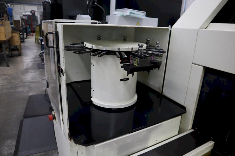 Makino EDAF3 CNC EDM Electrical Discharge Machine, Hyper i, 16ATC, C-Axis, New 2018