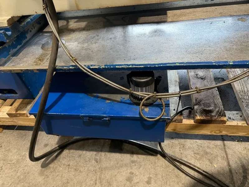 SUMMIT 16x40B  18”/25” x 40”cc Engine Lathe DRO #7951