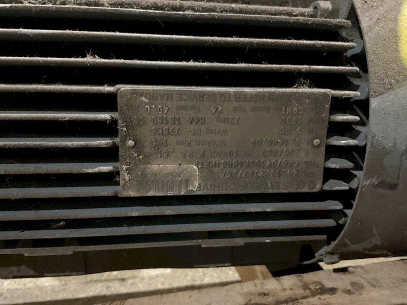 SEW EURODRIVE KF67 MOTORS USED