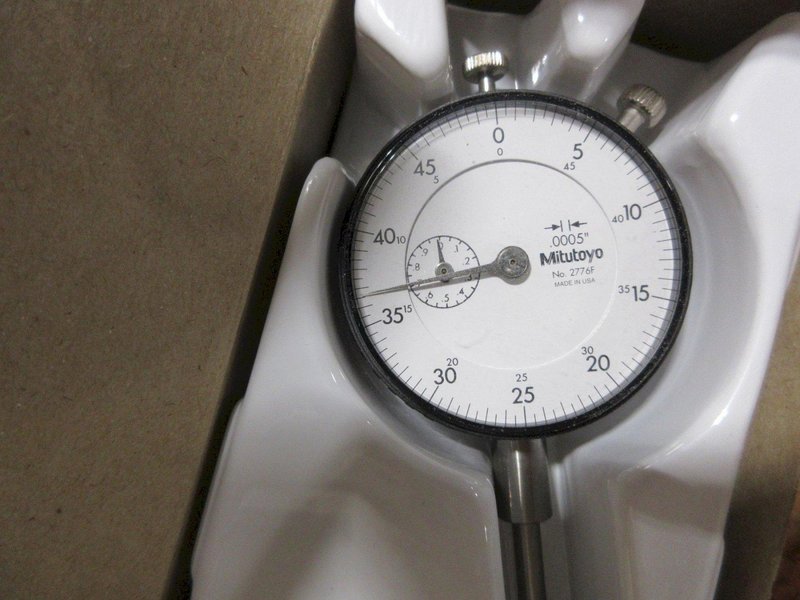 Digital and Dial Travel Indicators, Various Brands, Resolutions, and Lengths- Auction Item