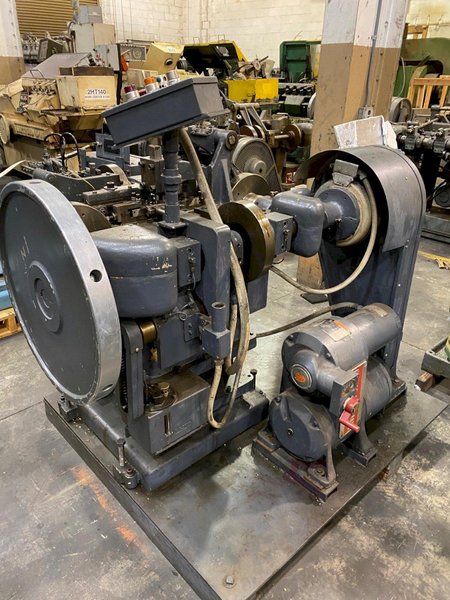3/32&quot; Nilson Model S-1 Fourslide Wire Forming Machine