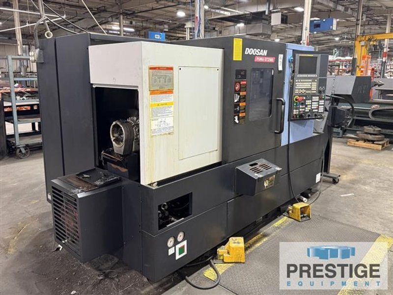 Doosan Puma GT2100 CNC Lathe