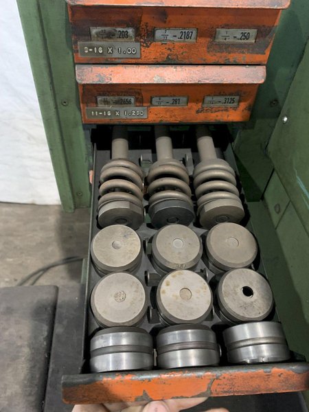 STRIPPIT SONIC 18/30 PUNCH MACHINE AND CORNER NOTCHER W/ TOOLING. STOCK # 1271823.