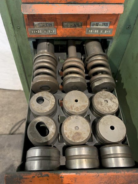 STRIPPIT SONIC 18/30 PUNCH MACHINE AND CORNER NOTCHER W/ TOOLING. STOCK # 1271823.