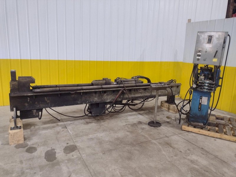 72" WIDE BEAM ENERPAC HYDRAULIC CLAMPING FIT-UP TACKING PRESS, FOR WELDING I-BEAMS: STOCK #20541