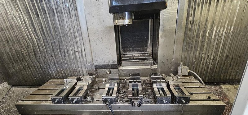 Mazak VTC 200C-II - X: 1660 - Y: 510 - Z: 510 mm CNC