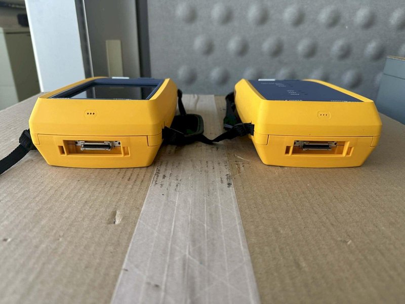 Fluke Electronics DSX2-5000 Fluke Electronics Corp. GHZ DSX Cable Analyzer V2