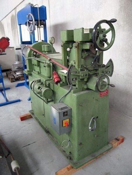 Frech decoiling+straightening