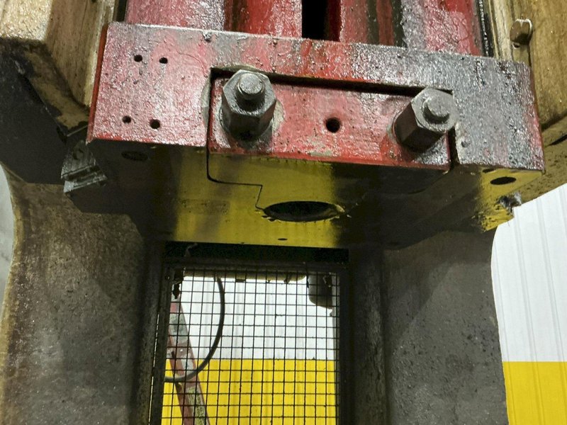 BLISS MODEL #28 OBI STAMPING PRESS: YOBRO 24901