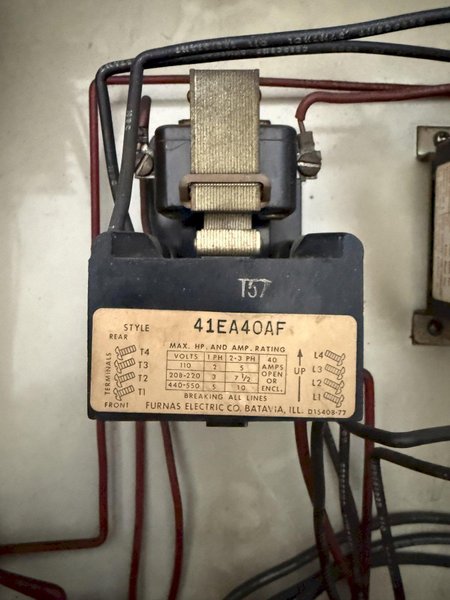 INDUSTRIAL OVEN W/ HONEYWELL CONTROL. STOCK # 0235925.