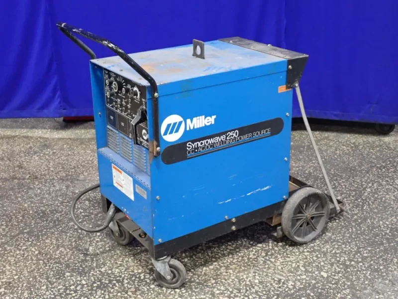 MILLER WELDING POWER SOURCE  -  SYNCROWAVE 250