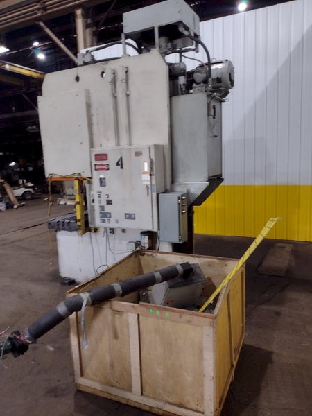 110 TON PACIFIC MODEL #110PF-OBS HYDRAULIC PRESS: STOCK #18261