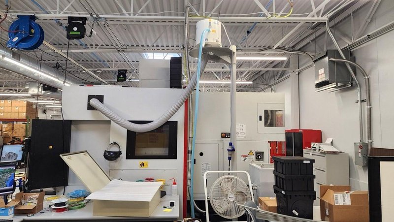 Quaser MF500U.15C 5-Axis VMC, 2018 – Through Spindle Coolant, Chip Conveyor, LOW HOURS