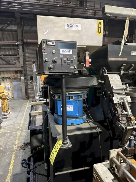 MOORE BOWL FEEDER: STOCK #23085