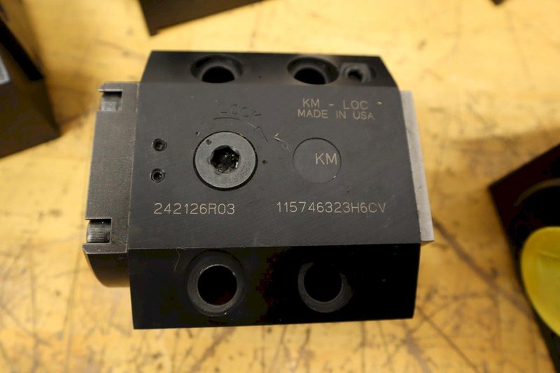Kennametal KM-LOC Mori 35mm x 76mm Bolt On Tool Block, (7 Holders) Uses KM40 Quick Change Tool Heads- Auction Item