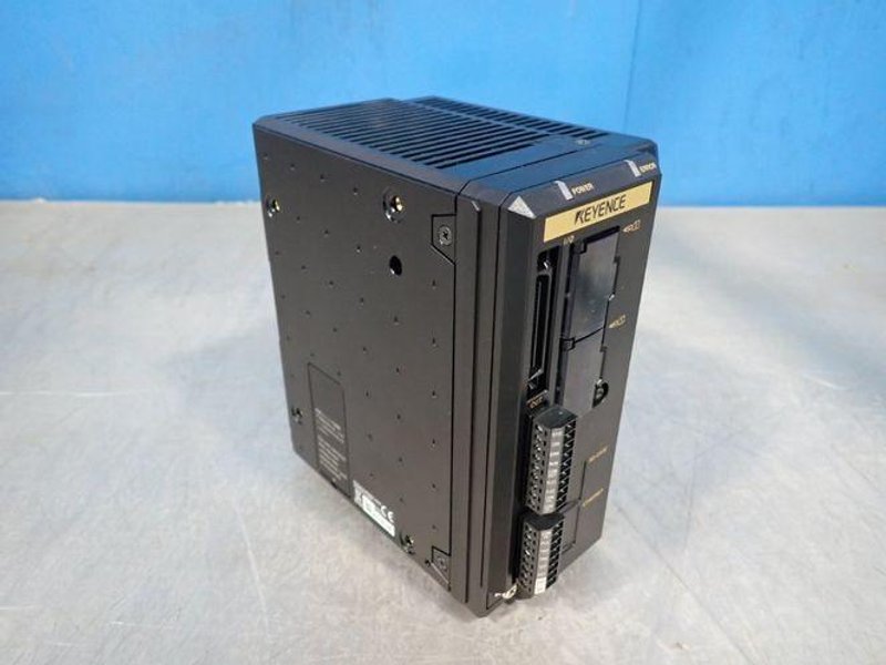 KEYENCE CONTROLLER  -  CV-X152F
