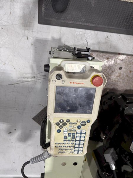Kawasaki BX200L-C Used CNC Industrial Robot For Sale - 2021