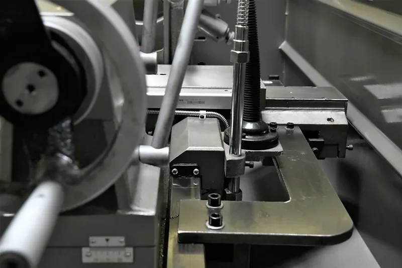 NEW 16" X 40"  GMC MODEL GML-1640HD HEAVY DUTY PRECISION GAP BED LATHE