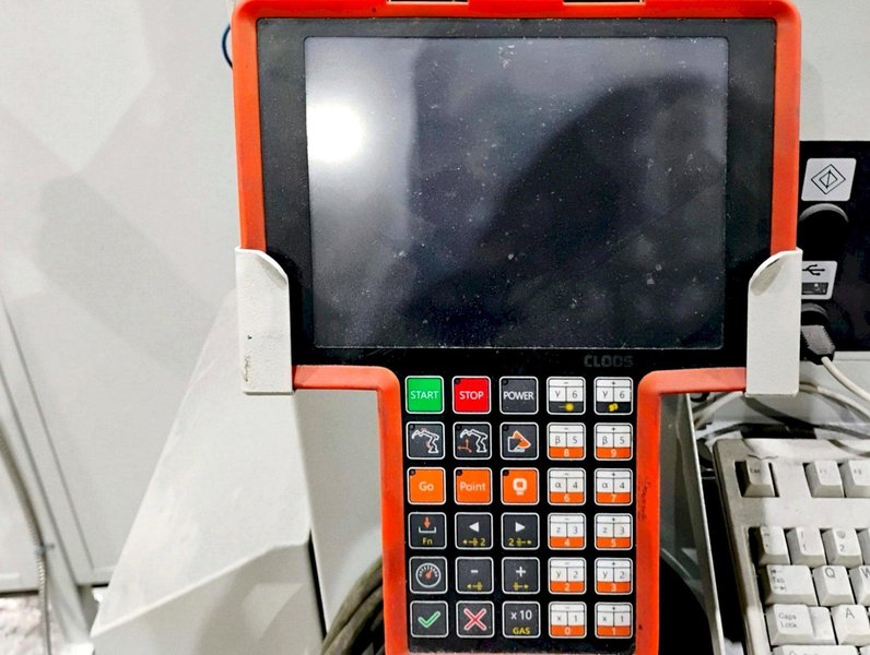 Cloos CS-30 Robotic Welding Cell