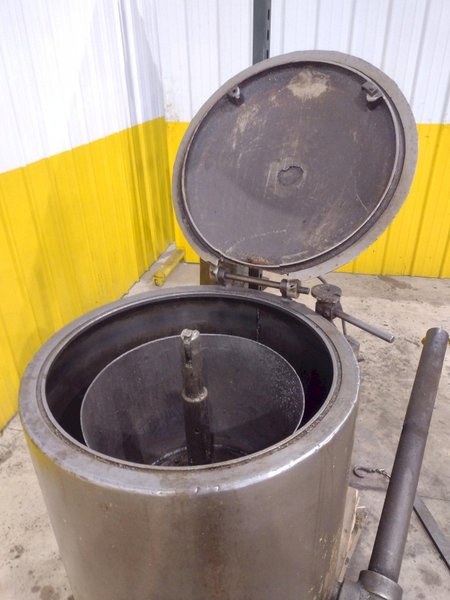 24&quot; BARRETT MOTORIZED CHIP SPINNER: STOCK #22443