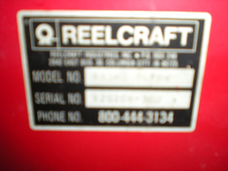 REELCRAFT SPRING RETRACTABLE AIR HOSE REEL