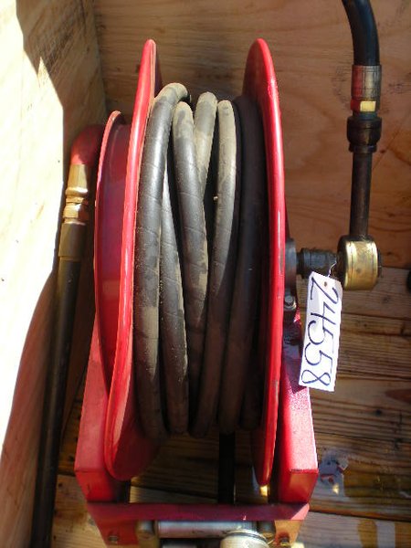 REELCRAFT SPRING RETRACTABLE FUEL HOSE REEL