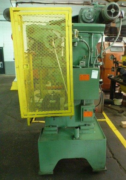 22 TON PERKINS No. 22-S, 2&quot; Str., 7&quot; S.H., 22&quot; x 12&quot; Bed, V-Speed 100-400 SPM, Clean
