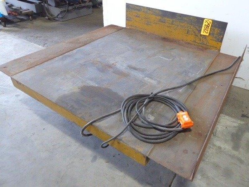 6000 Lb. ECOA Hydraulic Lift/Tilt Table, 60" x 65" Platform, 10" Lowered, Pendant