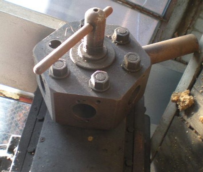 TURRET ATTACHMENT, 6 POS. FITS 18&quot; SWING LATHE