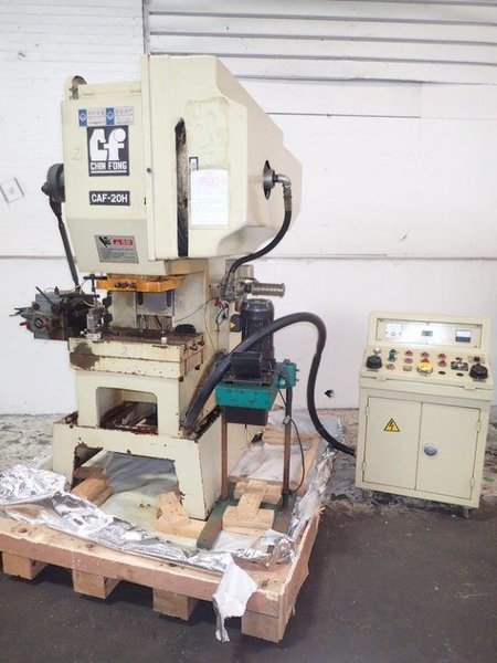 20 Ton CHIN FONG No. CAF-20H, 1.18" Str., 7.6" S.H., 200-400 SPM, 20" x 12" Bed, 2005