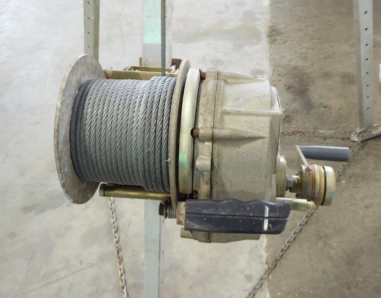 Winch/Tripod System, DBI/SALA Salalift L1850, 7&#039; Tripod, Winch