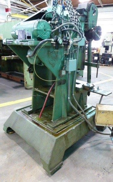 35 Ton V &amp; O No. 35-ST, 1-1/2" Str., 10" S.H., 200-600 SPM, 16" x 29" Bed, A.C., 7.5 HP