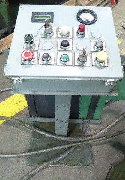 35 Ton V &amp; O No. 35-ST, 1-1/2" Str., 10" S.H., 200-600 SPM, 16" x 29" Bed, A.C., 7.5 HP