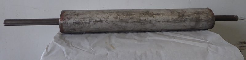 Magnetic Roll: 34&quot;L x 5&quot; Diameter, 1-1/2&quot; Shaft