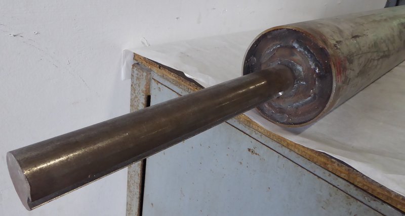 Magnetic Roll: 34&quot;L x 5&quot; Diameter, 1-1/2&quot; Shaft